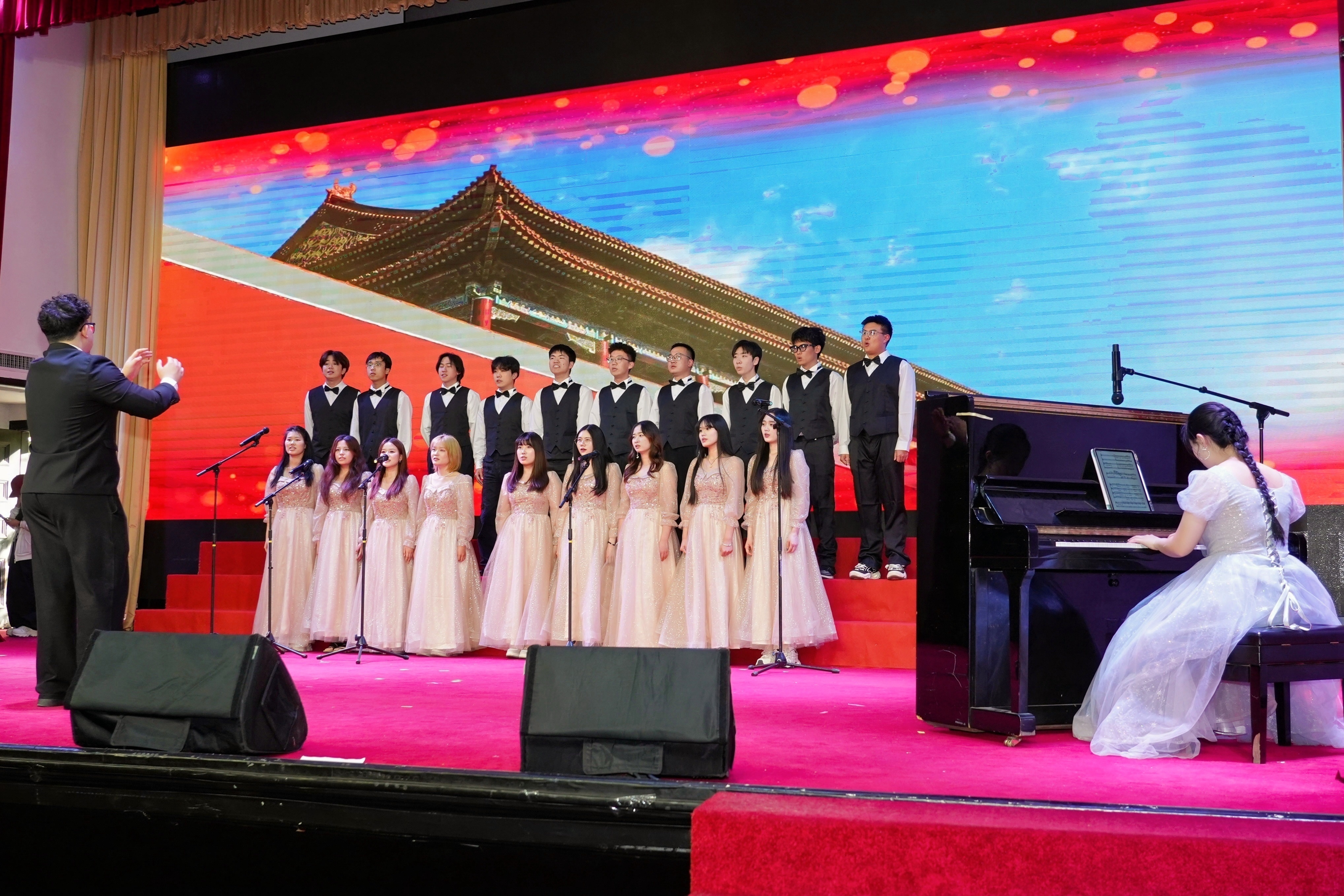 “百廿弦歌·剧传薪火”五四主题展演